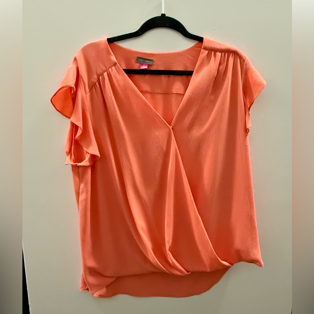 FINAL PRICE - NWT Vince Camuto blouse🌊